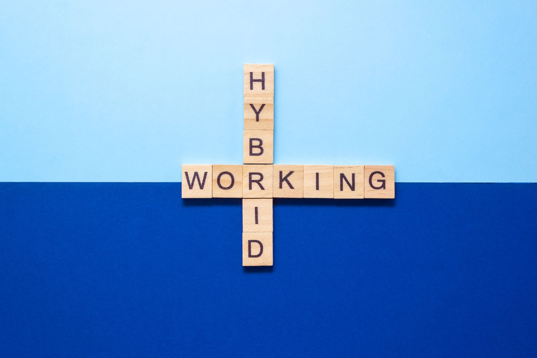 Hybrid working - Mô hình làm việc hiệu quả trong thời đại số